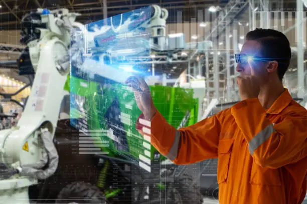 Scientifique utilisant une technologie numérique