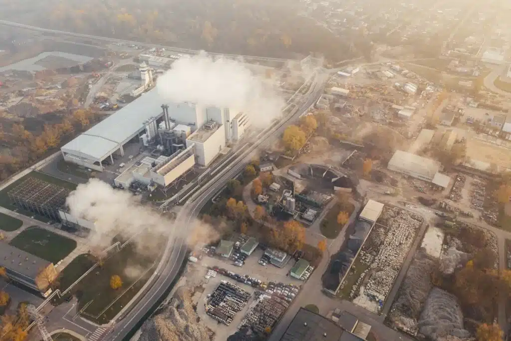 Une usine prise en photo de haut