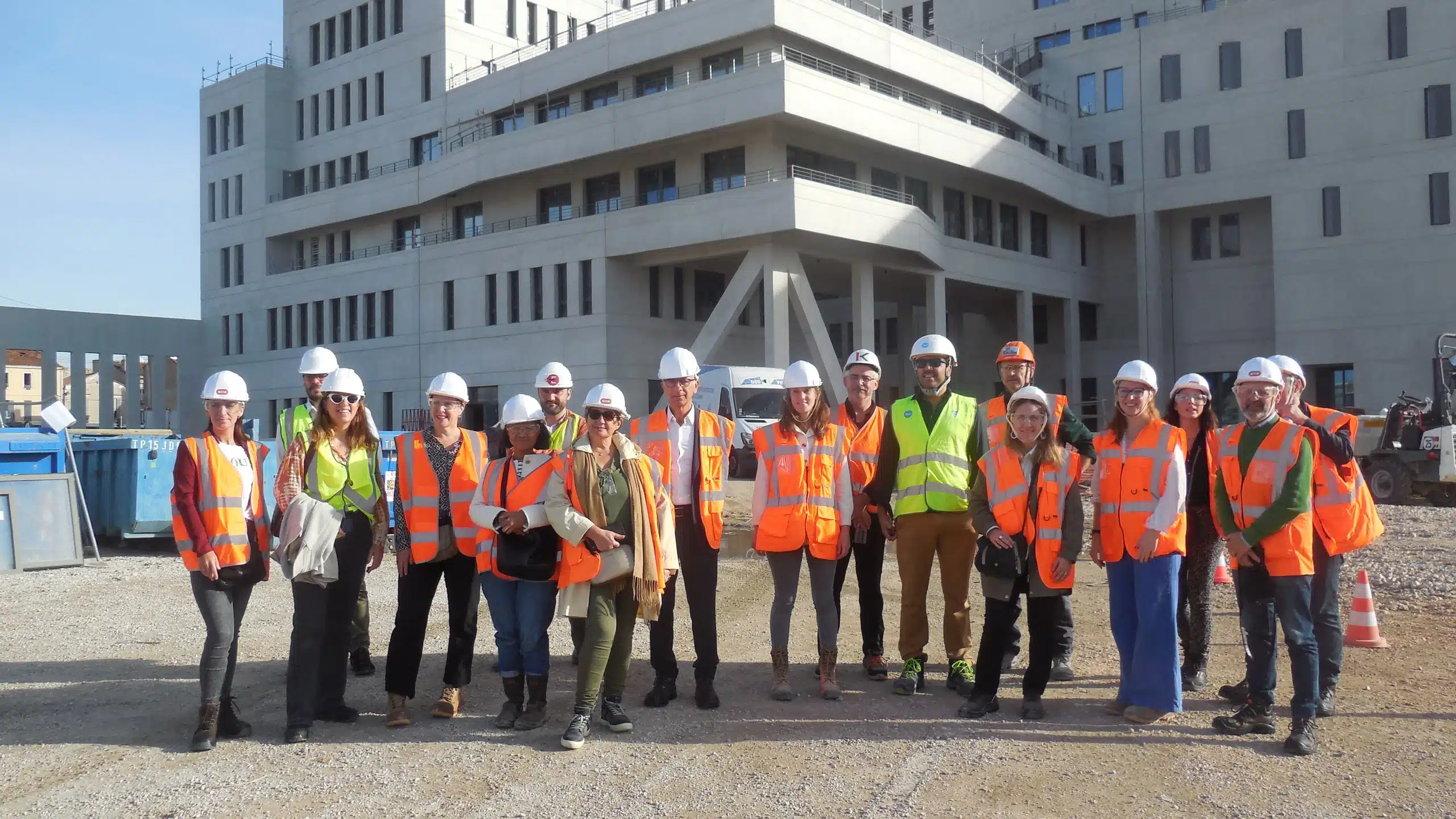 équipe de construction du bâtiment