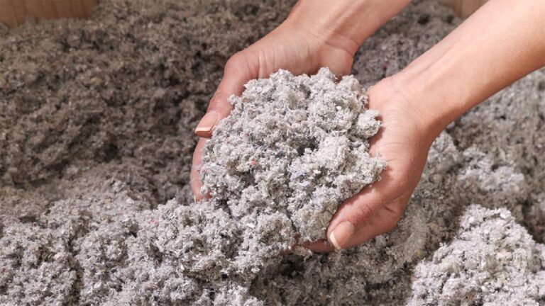 Ouate de cellulose un isolant en matière recyclé